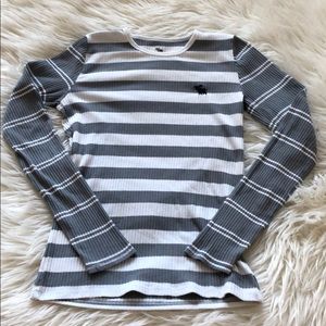 🔴Abercrombie and kids 11/12 long sleeve girl top